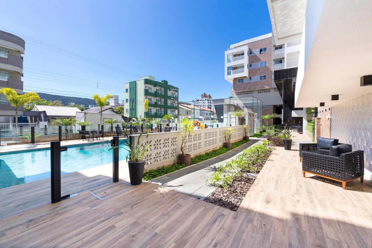 Terrazzo 602B - Cobertura Duplex A Poucos Metros Da Praia De Bombas - Condominio Com Piscina - Academia - Solario - Bombinhas Luaran gambar